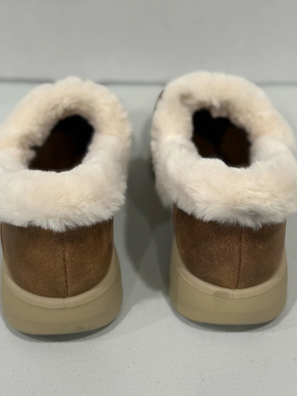 Skechers Slip-ins: Cozy Escape Faux-Fur Slippers | Size 8.5 - Picture 6 of 7